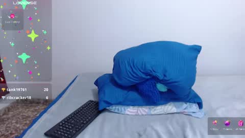 Snapshot of sofia__whitee chatting on 12.10.24 sofia whitee online show from 12.10.24
