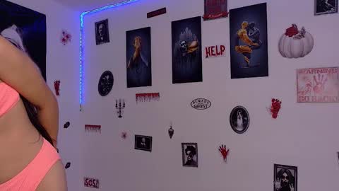 Snapshot of sofia_arango1107 chatting on 10.18.25 sofia_arango1107 online show from 10.18.25