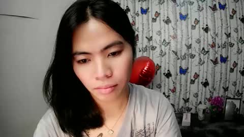 Snapshot of sofia_ava24 chatting on 10.22.25 Chady online show from 10.22.25