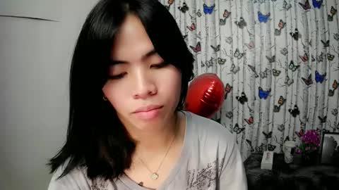 Snapshot of sofia_ava24 chatting on 10.24.25 Chady online show from 10.24.25