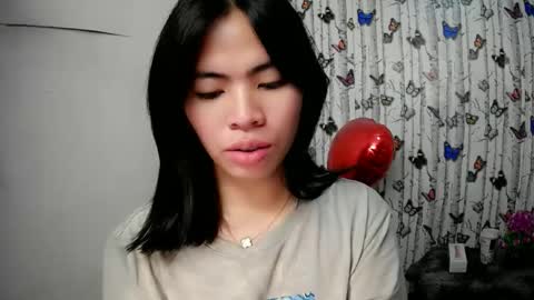 Snapshot of sofia_ava24 chatting on 10.30.25 Chady online show from 10.30.25