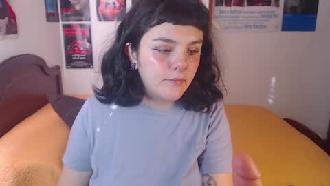 Snapshot of sofia_coolle chatting on 12.15.24 Sofi online show from 12.15.24