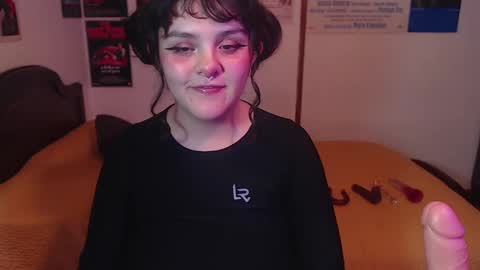 Snapshot of sofia_coolle chatting on 03.05.25 Sofi online show from 03.05.25