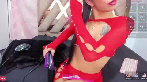 Snapshot of sofia_dg chatting on 10.03.25 Sofia online show from 10.03.25