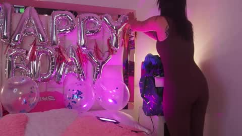 Snapshot of sofia_dream7 chatting on 02.19.25 Sofi online show from 02.19.25