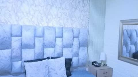 sofia gutierrez   online show from 11.13.25