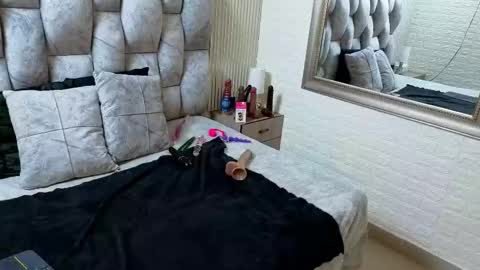 sofia gutierrez   online show from 01.09.26