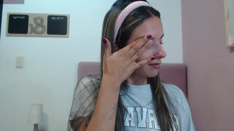 Snapshot of sofia_her chatting on 01.15.25 Sofia online show from 01.15.25