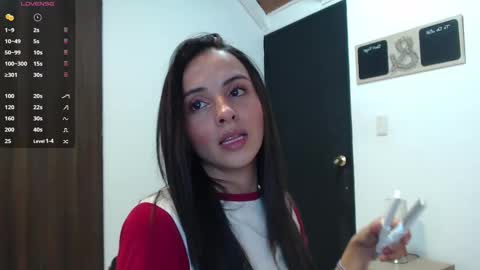 Snapshot of sofia_her chatting on 02.26.25 Sofia online show from 02.26.25