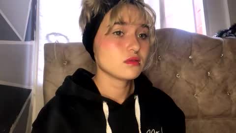 Snapshot of sofia_jimenezz chatting on 10.17.25 Sofia Jimenez online show from 10.17.25