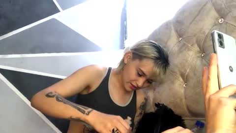 Snapshot of sofia_jimenezz chatting on 10.21.25 Sofia Jimenez online show from 10.21.25