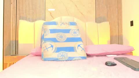 Sofia online show from 04.11.26