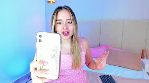 SOFIA PAMELA online show from 12.07.24