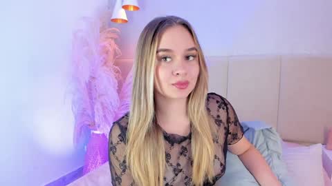 SOFIA PAMELA online show from 01.14.25