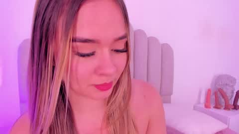 SOFIA PAMELA online show from 02.21.25