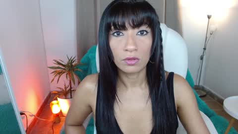 Sofi online show from 02.04.25