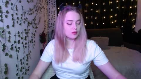 sofia_rosemary online show from 02.02.25