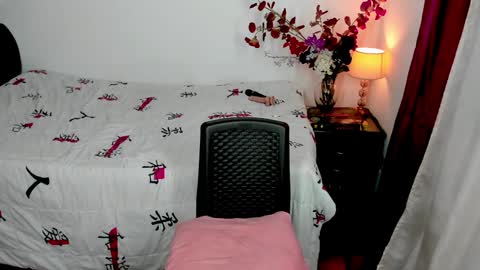 Snapshot of sofia_sorceress chatting on 12.23.24 sofia_sorceress online show from 12.23.24