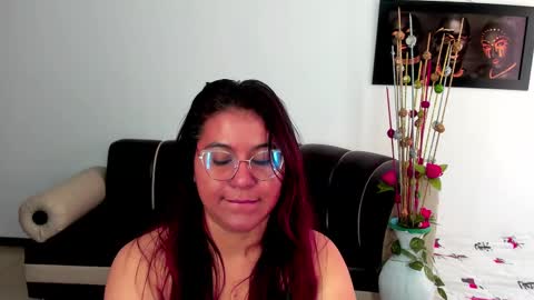 Snapshot of sofia_sorceress chatting on 02.18.25 sofia_sorceress online show from 02.18.25