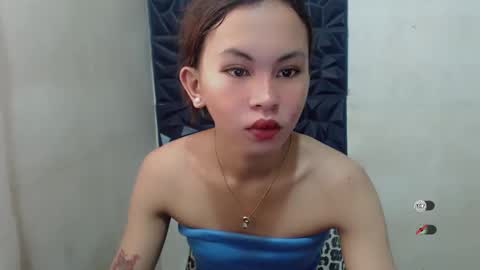 Snapshot of sofia_sweetheart18 chatting on 10.21.25 sofia_sweetheart18 online show from 10.21.25