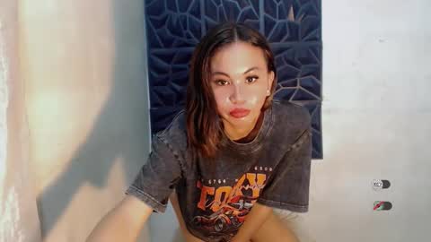 Snapshot of sofia_sweetheart18 chatting on 10.25.25 sofia_sweetheart18 online show from 10.25.25