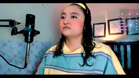 Demi Sofia online show from 02.08.25