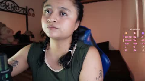 Demi Sofia online show from 10.31.25