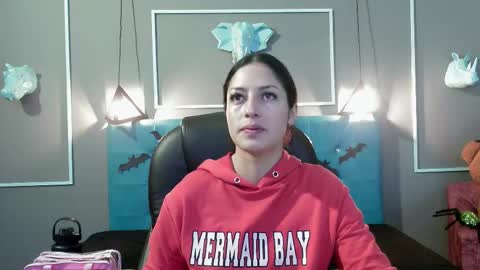 Snapshot of sofia_white3 chatting on 10.29.25 Sofa online show from 10.29.25