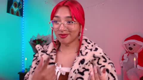 Snapshot of sofiaafoxx chatting on 12.11.24 Sofia online show from 12.11.24