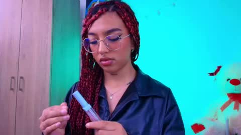 Snapshot of sofiaafoxx chatting on 02.14.25 Sofia online show from 02.14.25