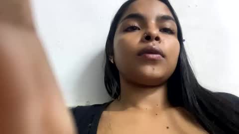 Danna Sofia online show from 01.12.25