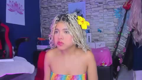 sofiacastillo01 online show from 01.07.25