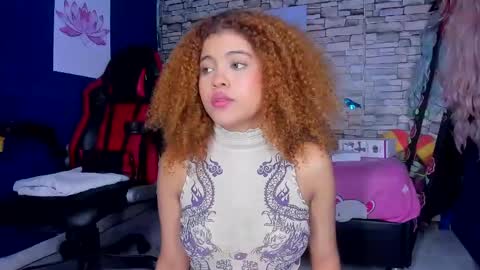 sofiacastillo01 online show from 01.30.25