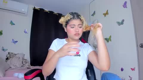 sofiacastillo01 online show from 09.21.25