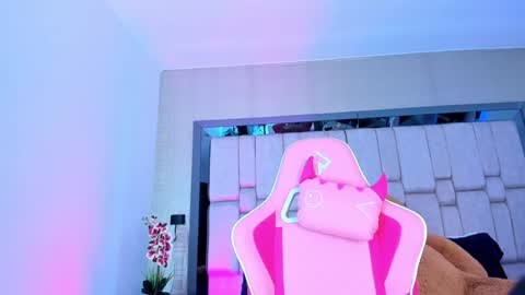 Sofia  online show from 12.18.24
