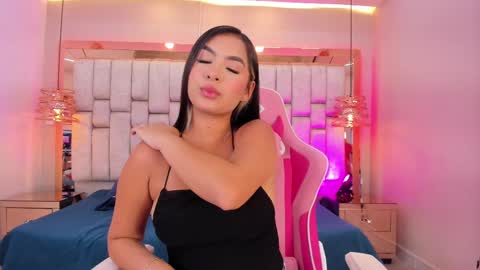 Sofia  online show from 02.27.25