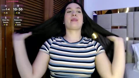 sofiaduque_26 online show from 01.12.25