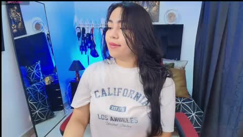Snapshot of sofiaflores98 chatting on 05.29.26 Sofia online show from 05.29.26