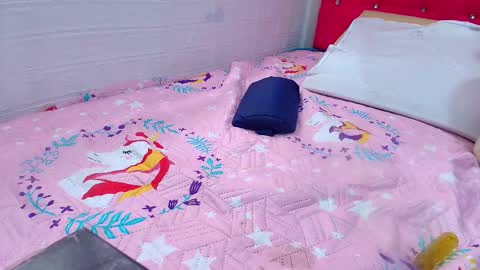 Sofiamillerrs online show from 11.20.25