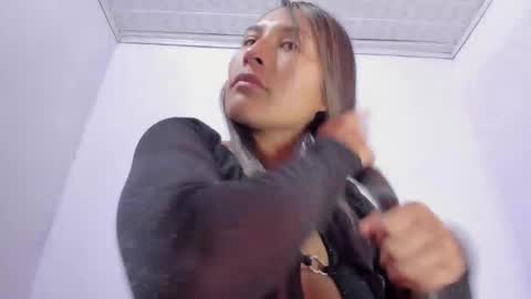 sofii milk online show from 02.11.25