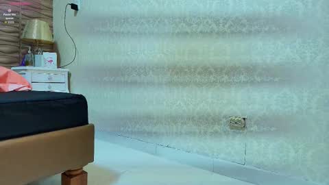 Sofi - next broadcast today 1030pm Colombia time online show from 09.30.25