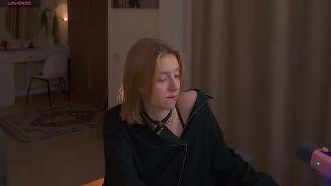 Sofia Help me overcome shynes with 100 thumbs up online show from 11.22.25