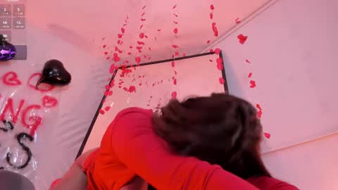 Sofia Reyes online show from 02.14.25