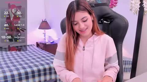 Snapshot of sofiarouge_ chatting on 03.12.25 Sofia Help me reach 5K followers online show from 03.12.25