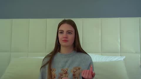 Snapshot of sofiasarvain chatting on 02.04.26 Sofia online show from 02.04.26