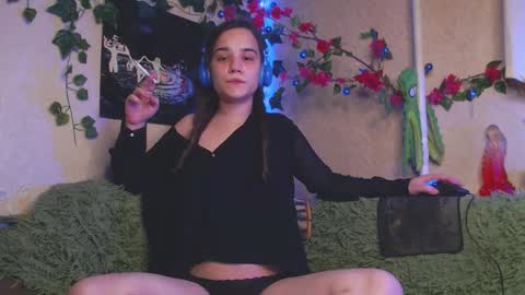 Snapshot of sofiberg chatting on 10.14.25 SofiBerg online show from 10.14.25