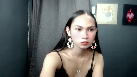 Snapshot of sofie_asian chatting on 01.17.25 JANA online show from 01.17.25