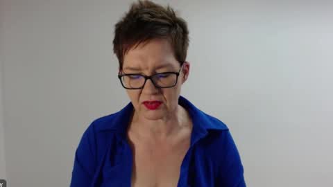 Sofie Velvet online show from 02.12.26