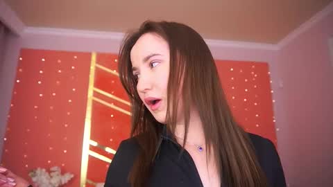 Sofie online show from 02.15.26