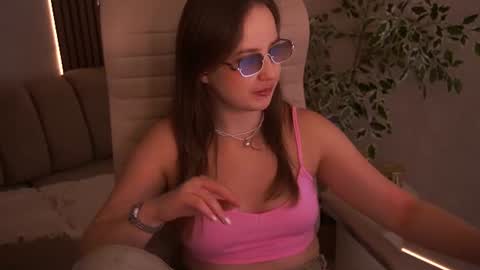 Snapshot of sofiebloom chatting on 07.15.26 Sofie online show from 07.15.26